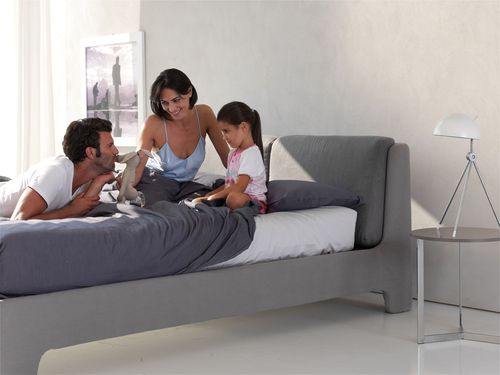 急求双人英语对话一篇(标准:适合初二内容;主题