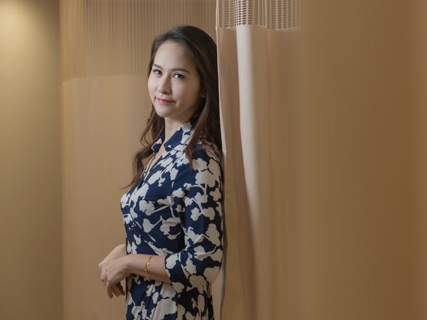 臉部整形綜合運用 金友莊重獲媚眼與緊緻輪廓