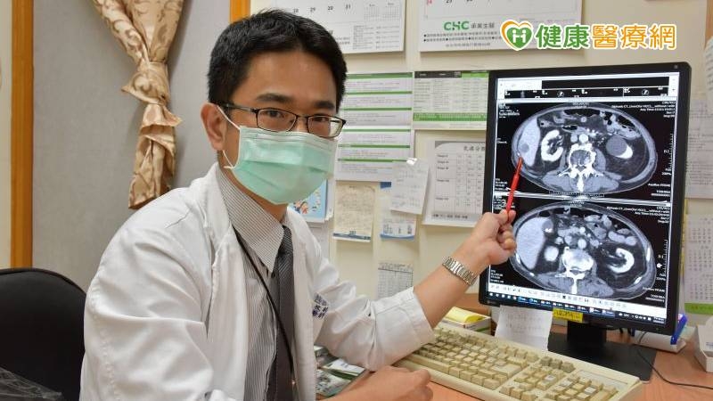 廖志穎表示，由於高齡長者體力較差，不適合開刀治療癌症，放射線治療與免疫療法就是一個最為安全的選項。