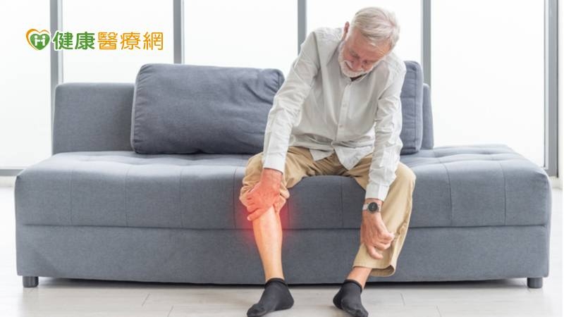 骨骼的生長發育、衰退與腎之精氣的盛衰有內在的聯繫，腎氣旺盛則骨骼強勁，腎氣衰退則骨骼不堅，因此腎虛是骨質疏鬆症發生的重要原因。