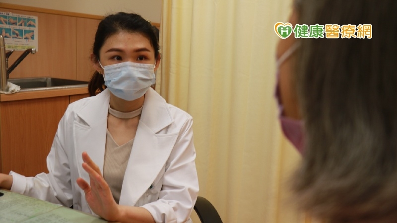 臺中慈濟醫院婦產科醫師黃閔暄說明，停經後出血不能輕忽，務必檢查。
