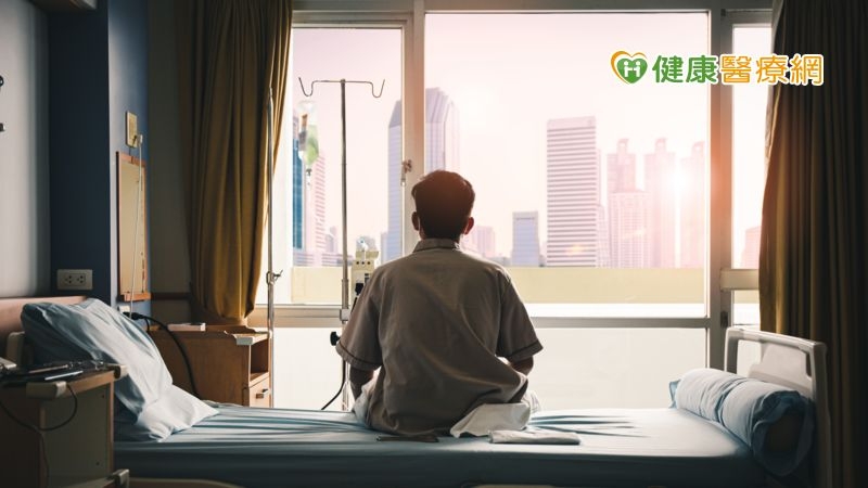 除了對運動有迷思之外，部分患者做完心臟支架手術之後，會誤解手術的效果，認為自己已經完全康復且不再需要用藥治療或回診，在疏於照護的狀況下，面臨心血管疾病復發的結果，尤其心肌梗塞再發作，猝死率高。