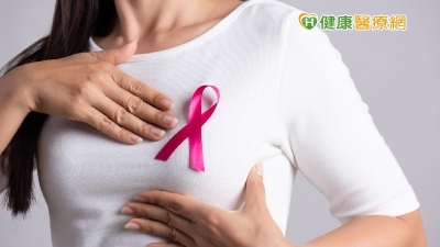 熟女隆乳後摸到腫塊　不敢乳房攝影　怕「夾破矽膠」