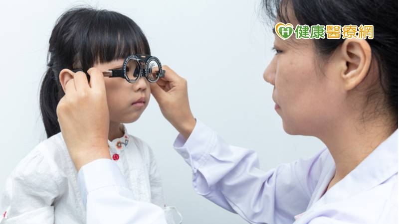 學童近視比例高！　「角膜塑型片」助矯正視力