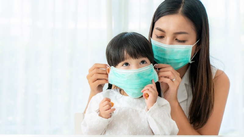 在Delta病毒流行期間：毎10萬個小孩，只有9.2位需要住院，現在Omicron病毒流行期間：毎10萬個小孩，就會有19.1位需要住院。