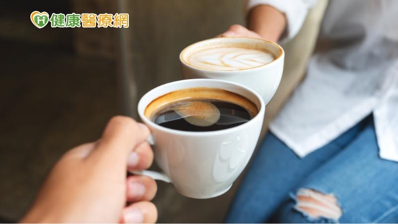 便秘救星！「喝咖啡促大便衝動」　研究：比喝水有效