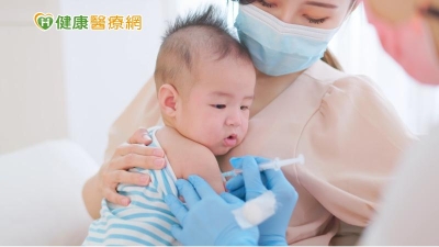 6個月嬰幼兒打新冠疫苗安全嗎？各國分析一次看