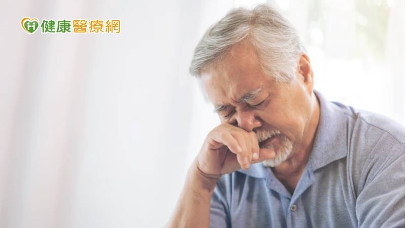 單側鼻塞、流黃鼻涕　當心是鼻腔腫瘤警訊