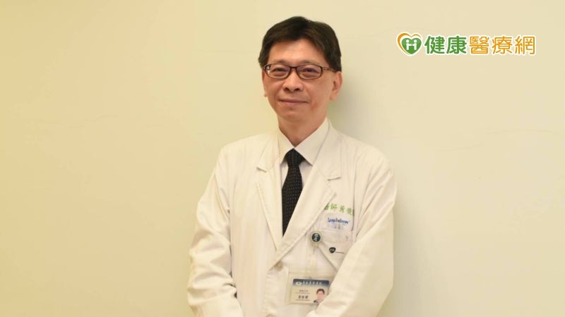 黃俊耀主任建議有家族史、菸齡久、過去曾感染過結核菌、或曾暴露在放射線等高風險族群，都應盡早篩檢，替自己的健康把關。