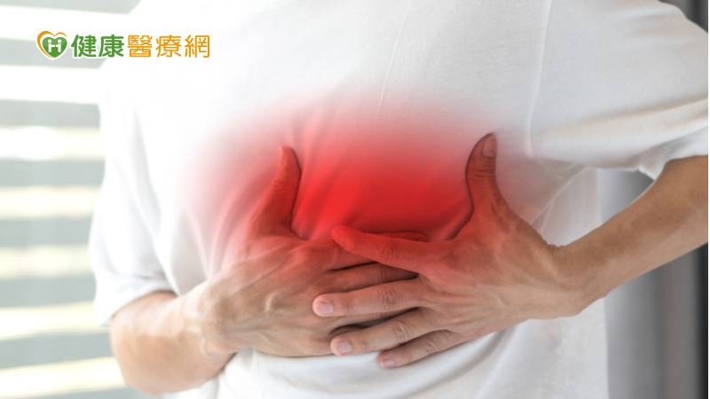 比起三高、肥胖、抽菸等顯而易見的腦中風危險因子，心房顫動無聲無息，卻也更加可畏。