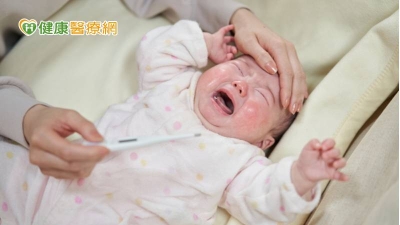 五個月寶寶確診罹MIS-C搶救12天救回　醫：發燒要警覺
