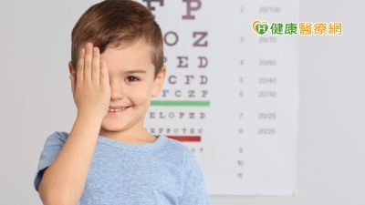 孩子量過測眼軸長了嗎？　醫：近視控制的重要指標