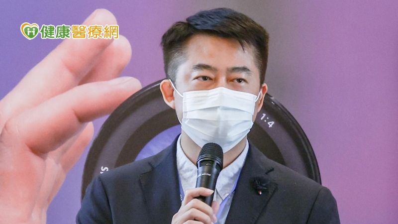 遠見眼科張聰麒醫師優化LBV老花雷射技術，造福病患，且不藏私與各地醫師分享手術訣竅。