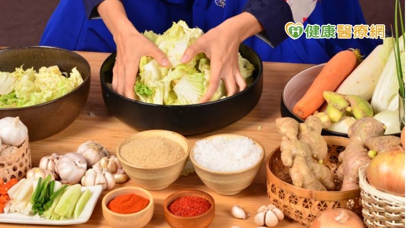 入秋「白菜豆包捲」上桌　提高免疫力、防慢性病