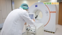「正子掃描」結合「智慧輸液系統」　提升醫護人員和病患輻射安全