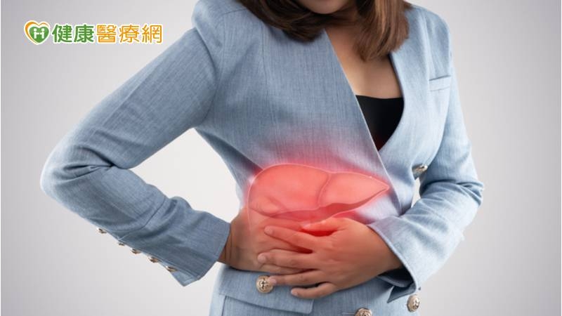 肥胖對於肝臟脂肪的堆積影響其實更甚於喝酒，減重確實可改善代謝性脂肪性肝炎的肝臟發炎程度，減重達9%以上即可有效改善肝臟組織，即使輕微的體重變化也可改善。