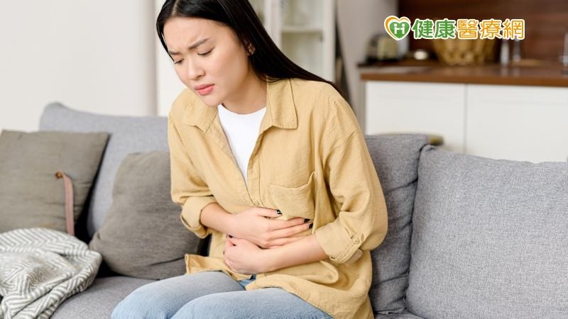 在 50 歲以下的人群中發生大腸直腸癌（CRC），即早發性 CRC（early-onset CRC ,EOCRC）的盛行率越來越高，跟乳癌一樣有年輕化的趨勢。