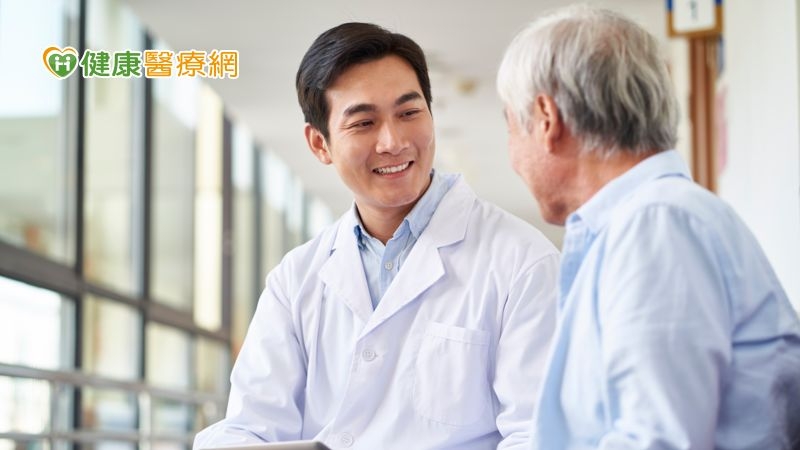 在過去，患者受到電視劇影響，誤以為罹患血癌就會馬上面臨死亡，因此聽到確診急性骨髓性白血病（AML）的資訊會非常害怕，導致部分患者會排斥正規治療，甚至會聽信一些民間偏方