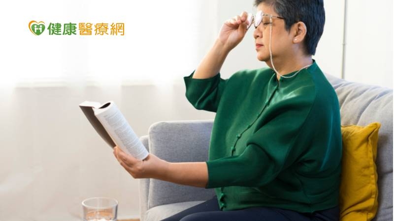 近視配鏡卻無效？！　中年婦罹患「白內障」