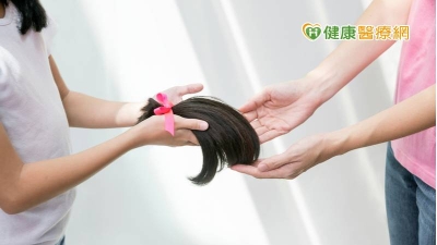 出生從未剪過髮！　4歲男童留長髮捐癌友