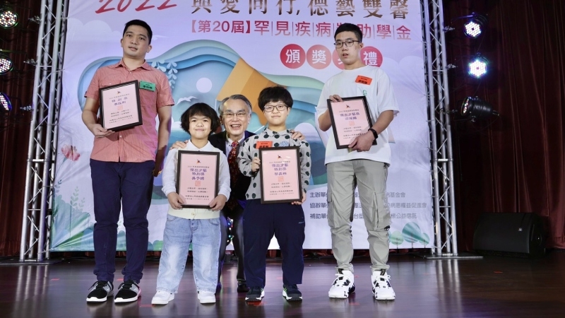 罕病羽球選手打破台灣記錄　海外征戰獲金牌