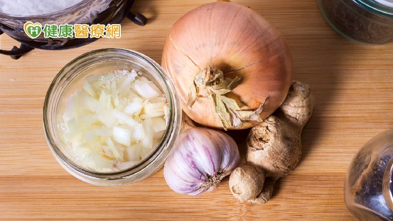 天冷就想吃　營養師：多攝取這些食物提升免疫力