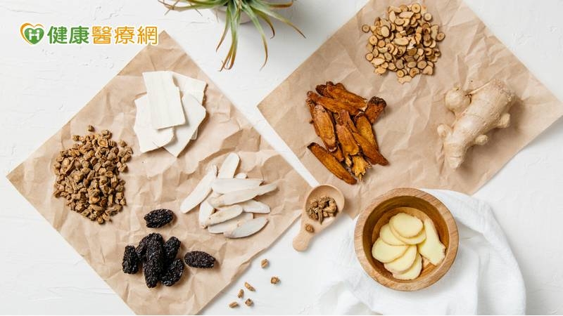 中醫「扶正祛邪」擊退癌細胞　醫籲「1念頭」很重要