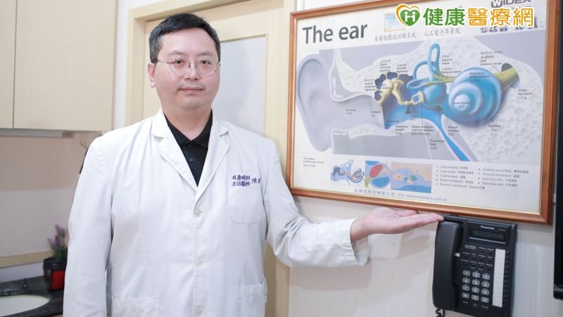 一搭飛機就嚴重暈眩？原來是「這個地方」在作怪