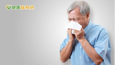 長期鼻塞別以為只是過敏　中年男就醫驚見「鼻竇腫瘤」