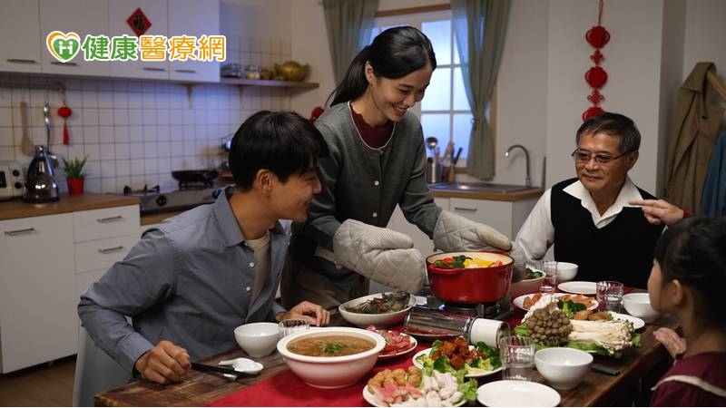 年菜太好吃，體重有增無減？　營養師4搭配技巧不怕胖