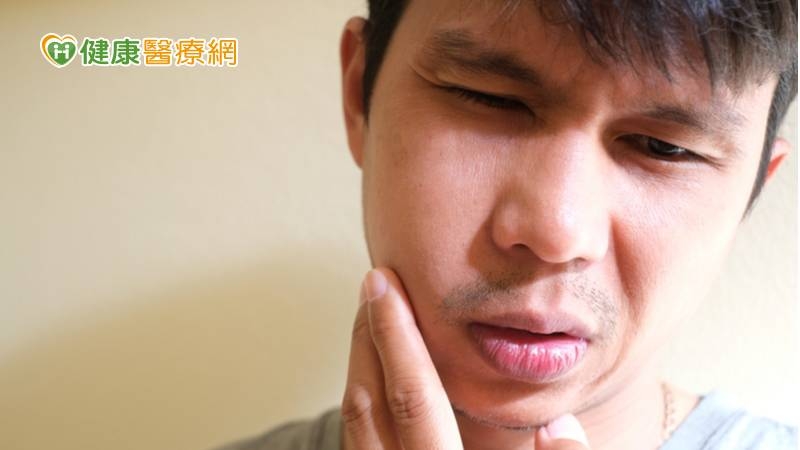 顏損癌父獨養年邁母親、拉拔３孩　陽光基金會號召送暖