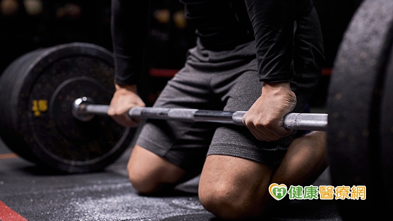 健身完發現異常腫塊？　竟檢查出疝氣