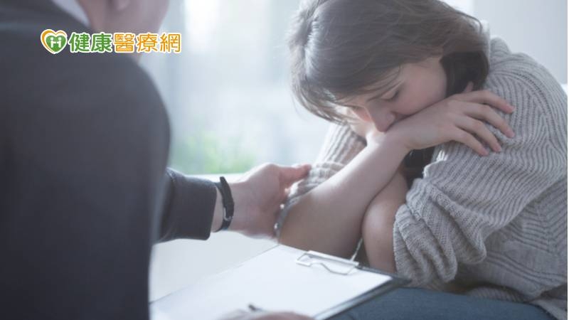 重度憂鬱險尋死  rTMS重拾正常生活