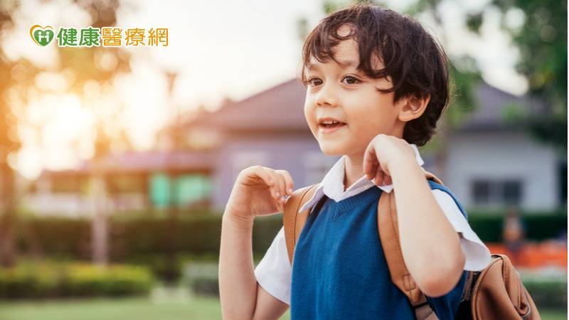孩子開學難收心？　醫師教「兩招」銜接規律上學