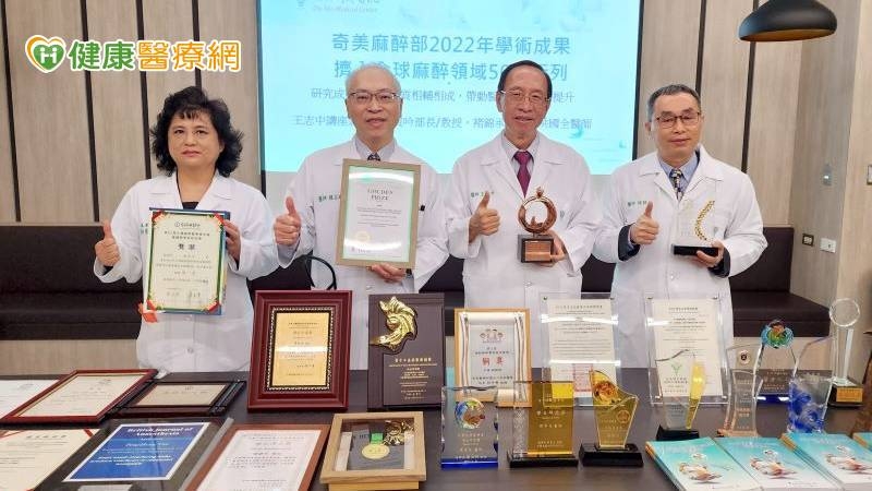 疝氣開刀後腹痛竟是腹主動脈瘤破裂　「1警覺」救回一命