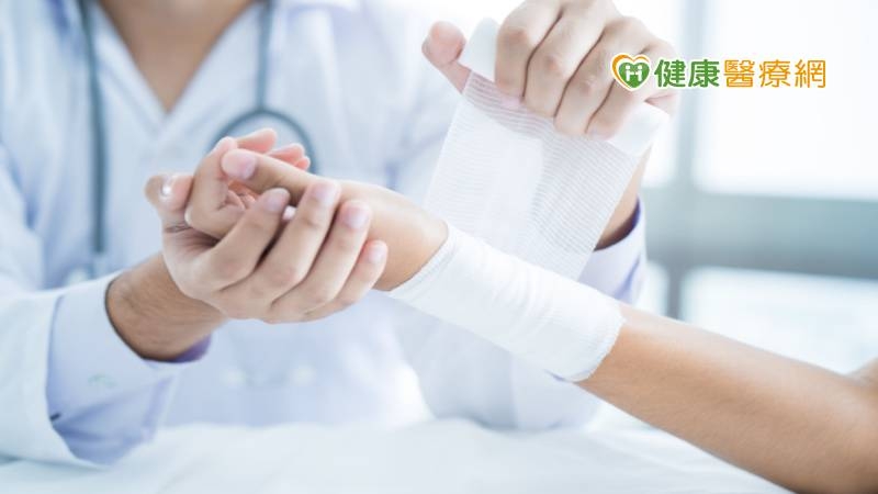 慢性傷口難照料　南市醫成立「傷口整合治療中心」提升癒合力