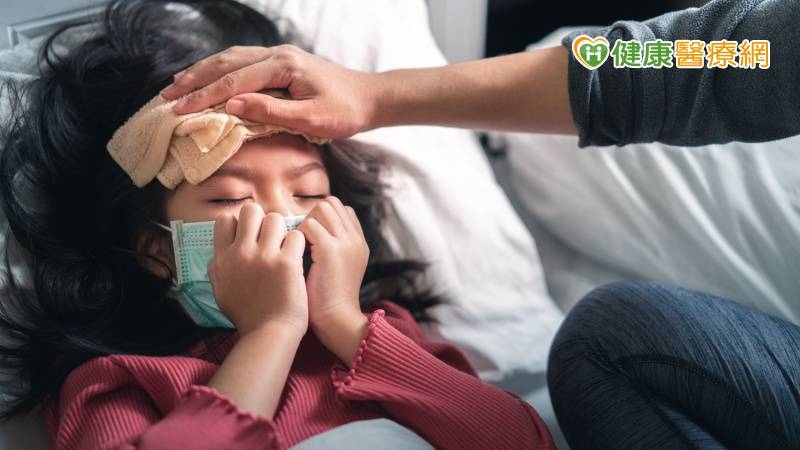 13歲女童發燒、腹痛3天竟是急性心肌炎！　急裝「1物」救命
