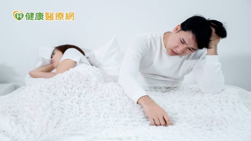 男性更年期吃雞睪丸以形補形？　醫提出警告：恐徒增脂肪