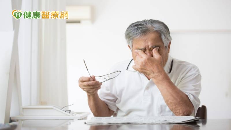 腦神經受損恐害看不到！　專家提醒「服用2藥品」勿擅自停