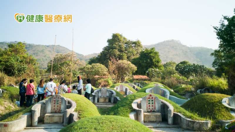 清明掃墓、出遊小心「恙蟲病」　教你3招避免恙蟲叮咬！