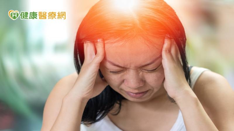 憂鬱導致大腦當機！rTMS治療憂鬱，助腦瘤女擺脫憂鬱、重現光明