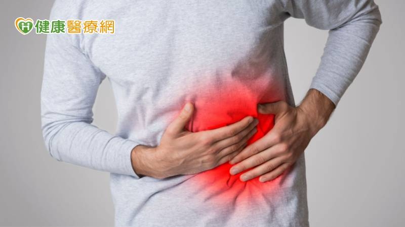 肝癌第三期肝腫瘤近13公分　積極治療現生機