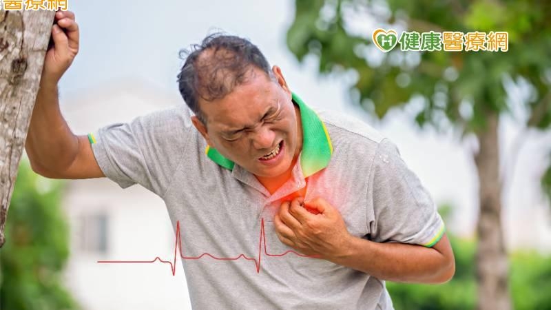 腹痛、噁心別只想到胃炎，當心是心肌梗塞！　醫列「非典型症狀」表現