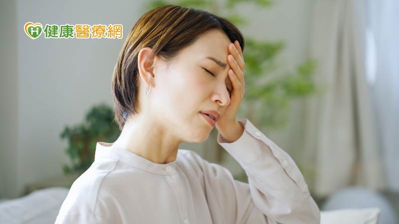 【懶人包】女性更年期免煩惱　一次看！更年期症狀、診斷、治療與保健