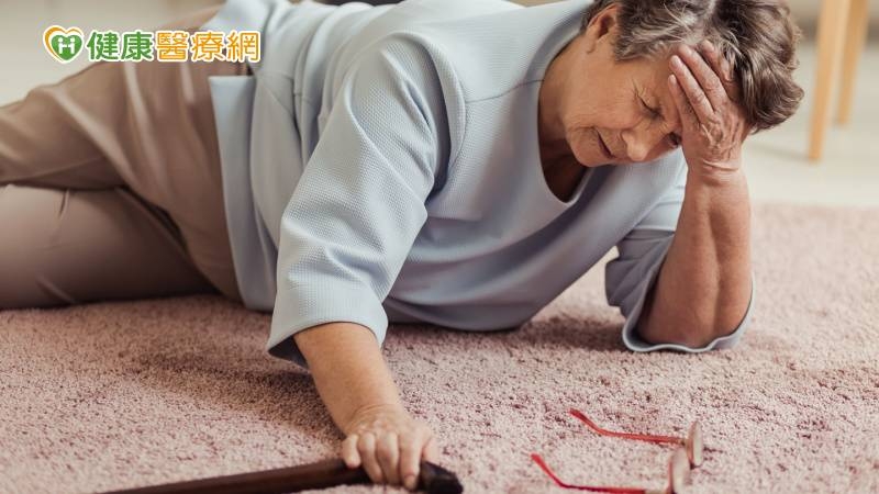 罕病「多發性系統退化症」不定轉憂鬱　經顱磁刺激術積極治療挽救大腦