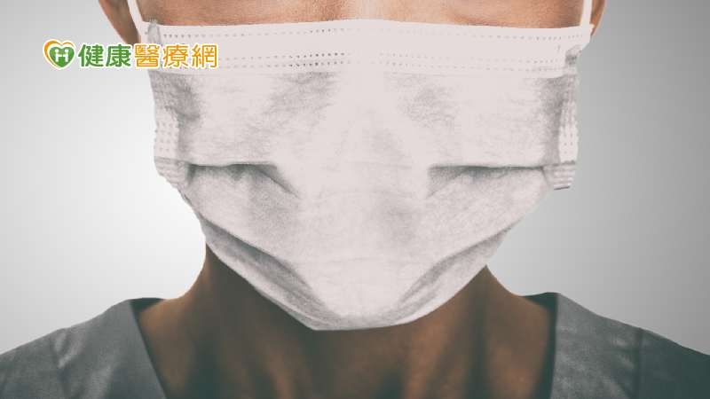 今年首例！1女快篩A流病毒定序H1N2v　疾管署籲「5要6不」防範