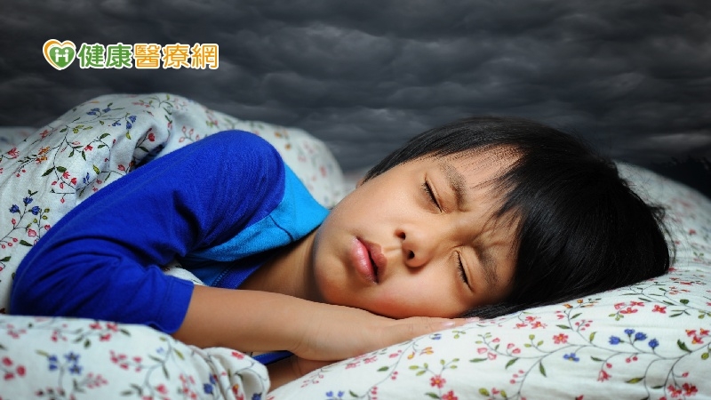 褪黑激素改善失眠？　哈佛警示：兒童服用過量恐致死