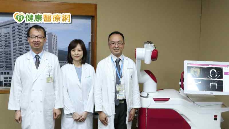 機器人輔助定位手術！找出「頑固型癲癇」深層病灶　患者擺脫27年癲癇困擾