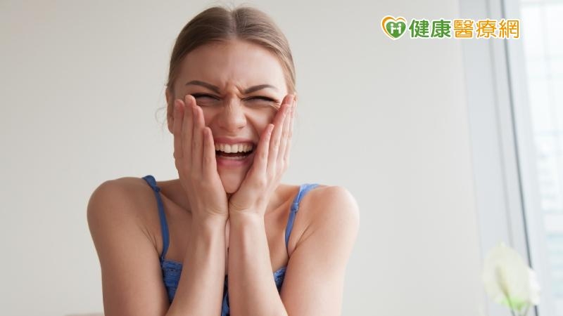 「微表情」是無意識的，連本人都難以控制