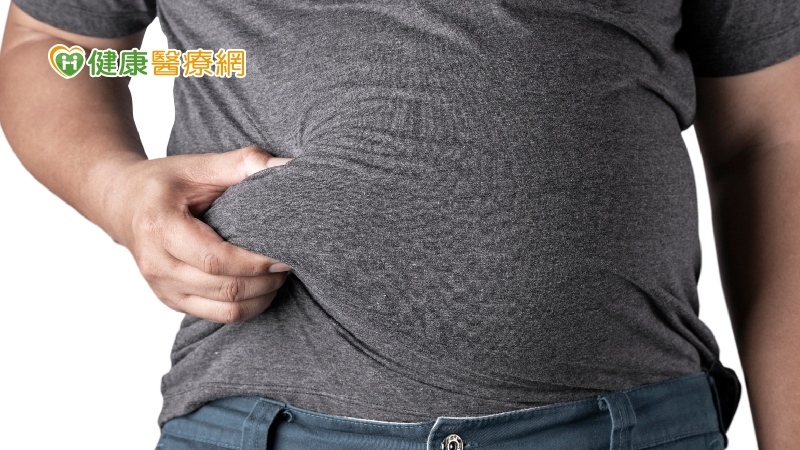變胖增加20％腸胃癌風險！　美國研究：這2個年齡層最危險